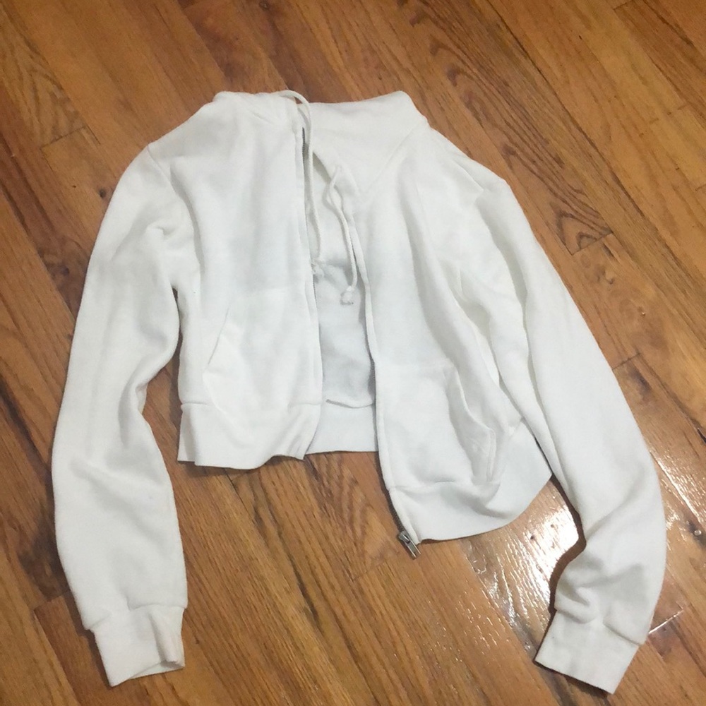 Brandy Melville white cropped hoodie
